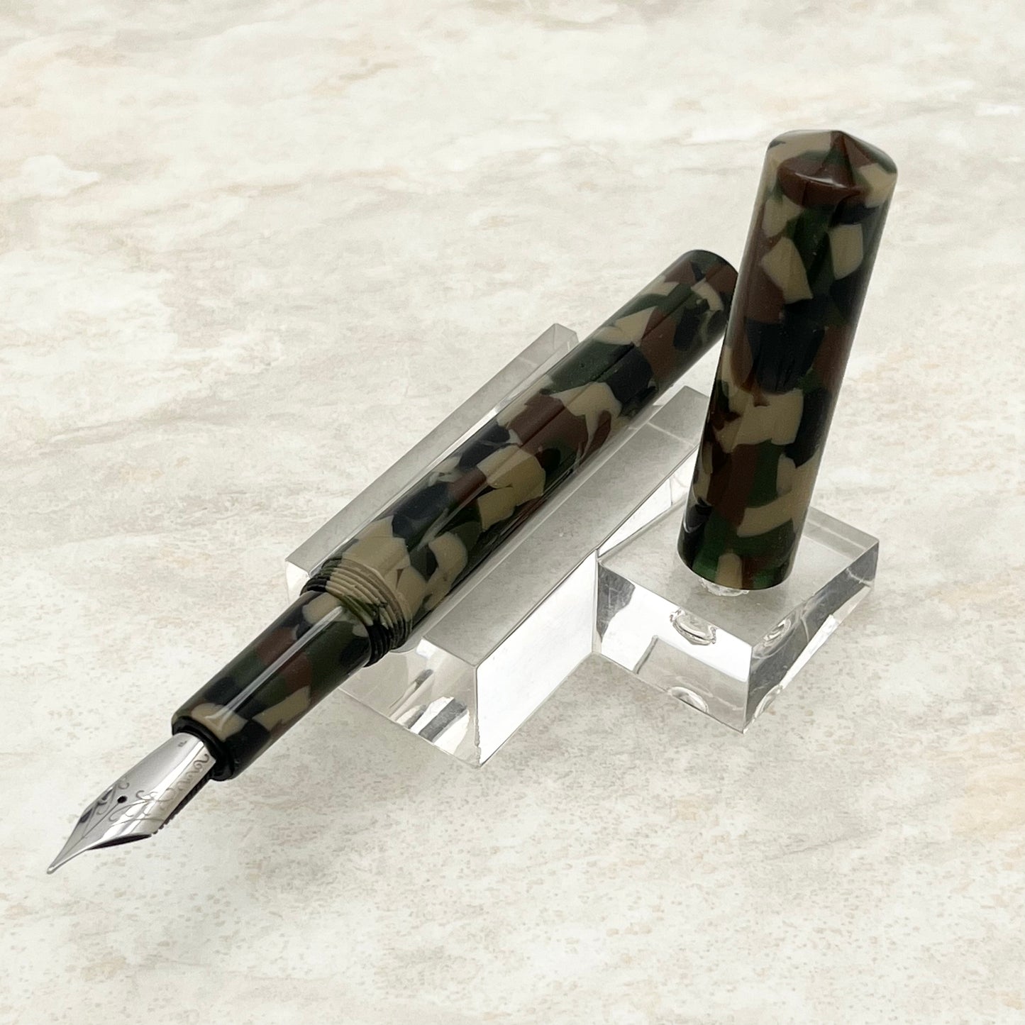 Lewis FP - Woodland Camo